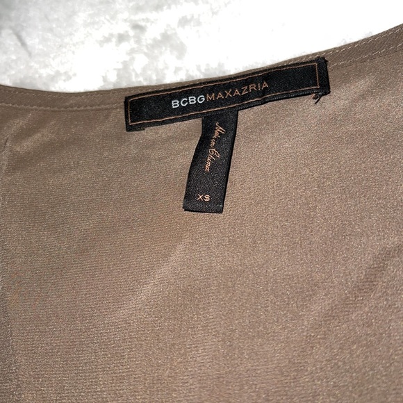 BCBG MaxAzriaTaupe Dress. 💯% Silk. - Picture 11 of 13